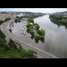 Blick von der Prager Hochburg moldauaufwärts